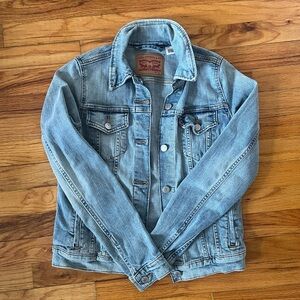 Levi's Classic Light Blue Jean Jacket